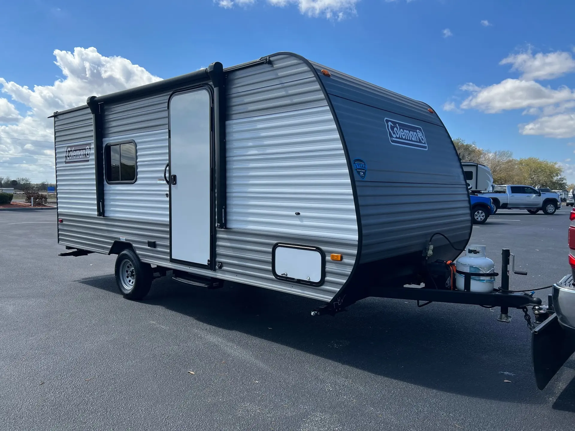 2024 Coleman Lantern 17R